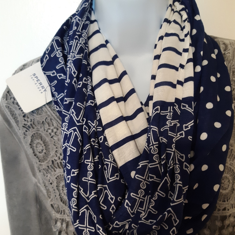 Sperry Top-Sider Infinity Scarf